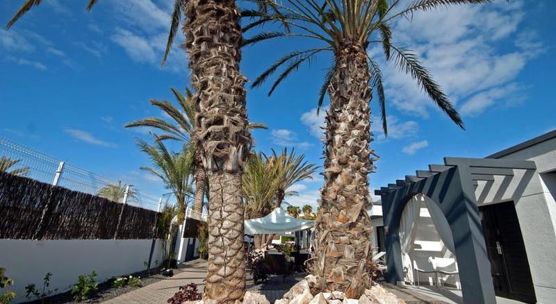 R2 Romantic Fantasia Dreams & Suites Hotel (Adults Only) Tarajalejo Exterior photo